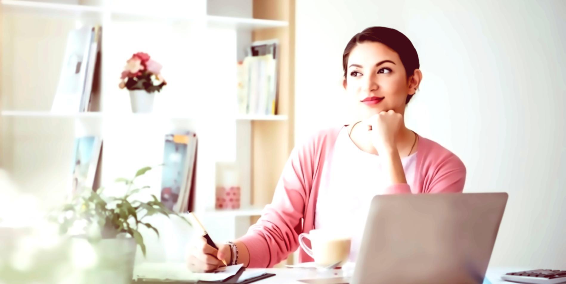 Espacio de trabajo digital con herramientas de análisis SEO